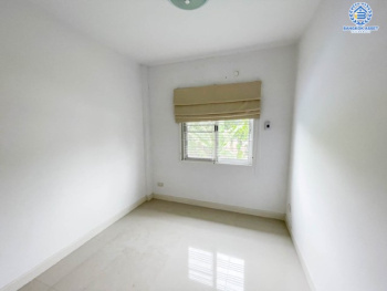 *****ทาวน์เฮ้าส์มือสองย่านนนทบุรี ม.สิรภัทร4 รัตนาธิเบศร์-ไทรม้า บ้านหลังใหญ่เนื้อที่เยอะถึง 27.7 ตร.ว. ฟังก์ชัน 3 ห้องนอน 2 ห้องน้ำ 2 ที่จอดรถ บนทำเลโซนเมือง ใกล้ทางด่วน "งามวงศ์วาน" และรถไฟฟ้าสายสีม่วง "สถานีไทรม้า" ราคาถูกเพียง 2 ล้านกลางๆ